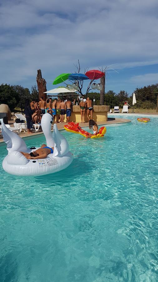 Hotel Minnia Budoni Zewnętrze zdjęcie